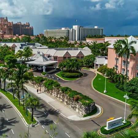 Comfort Suites Paradise Island-2
